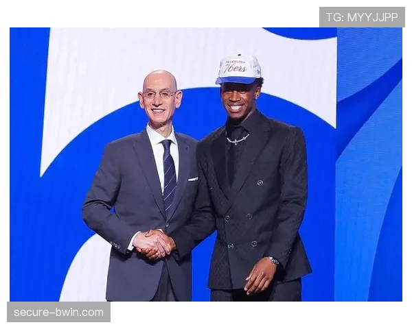 人逆袭力克绿军迎赛季开门红 关键先生VJ埃奇库姆闪耀全场